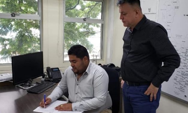 Alcaldía de Sopetrán firma convenio con Indeportes Antioquia para mejorar placa polideportiva del corregimiento de Córdoba