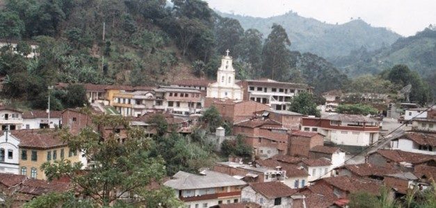 En Heliconia están trabajando en la apertura gradual de la educación