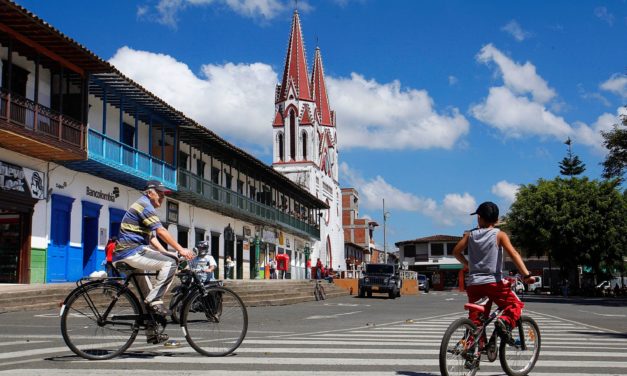 En la Ceja apoyan el empleo formal