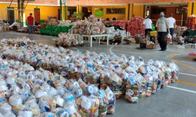 La Ceja comprometida con su gente