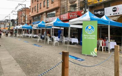 Feria financiera en Turbo