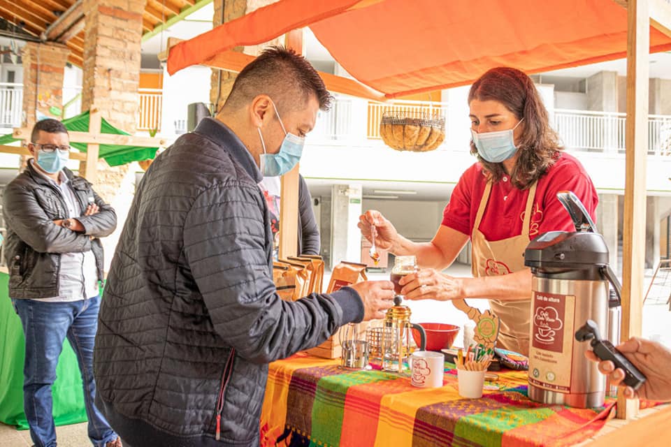 Caldas realizó primera feria de emprendimiento virtual Caldas realizó primera feria de emprendimiento virtual