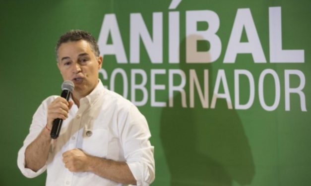 Ordenan la captura del Gobernador de Antioquia