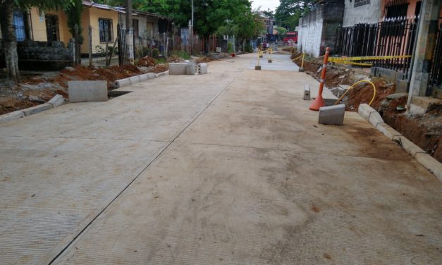 Mejoramiento de vías en Cáceres