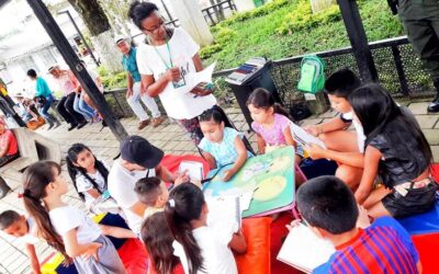 Briceño prioriza educación por cartillas sobre virtualidad