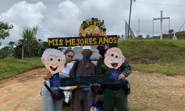 Alejandría celebra el mes del adulto mayor