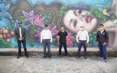 En Venecia se inauguró una calle con murales que representan historia