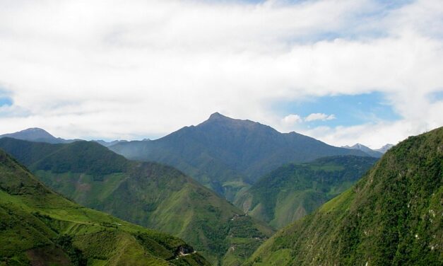 Los enigmas de una montaña en Sonsón