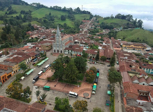 Reciclón Navideño en Caramanta