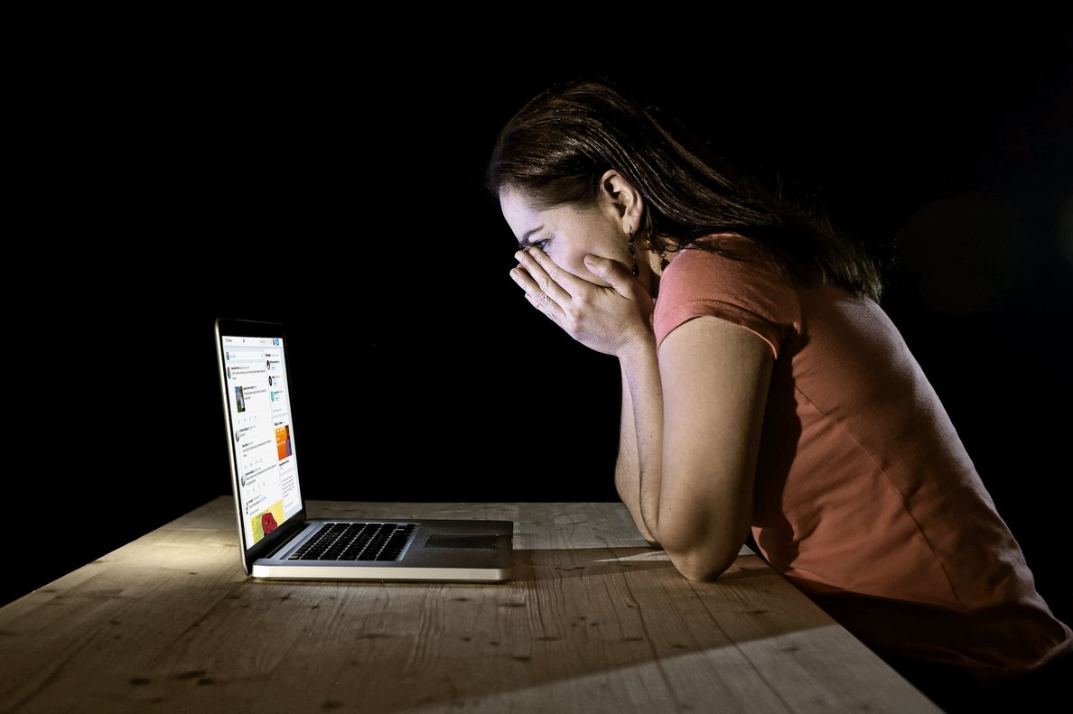 ciber Campaña contra el ciberbullying en El Santuario
