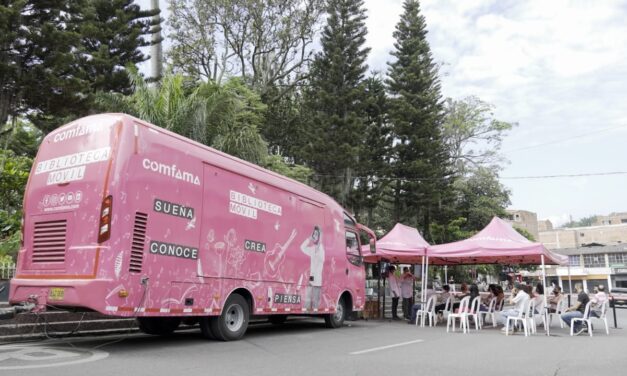 Biblioteca móvil llegó a Copacabana