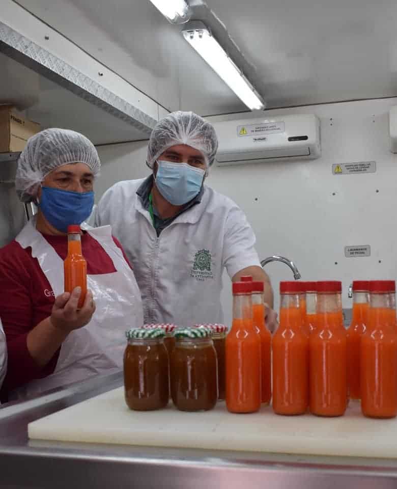 Capacitaciones a las mujeres de Santa Bárbara Capacitaciones a las mujeres de Santa Bárbara
