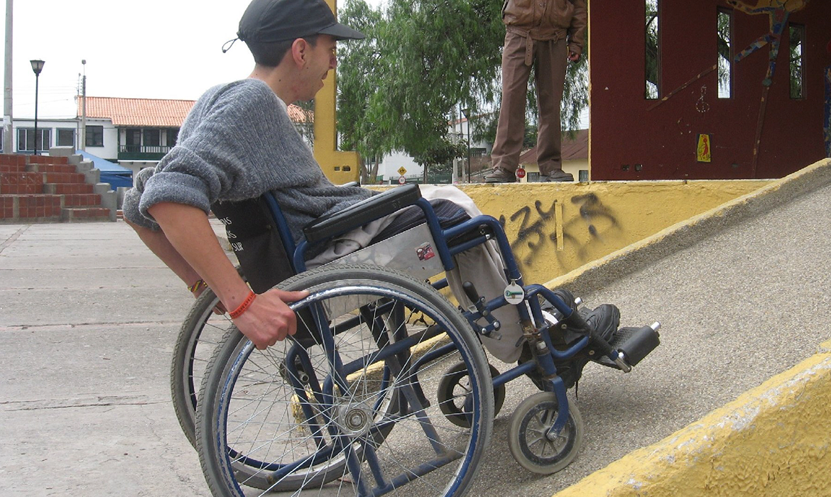 silla Mesa de política pública de discapacidad en Segovia