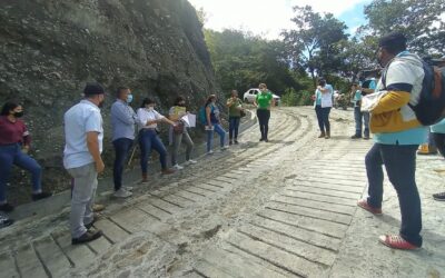 Entrega de placa huella en Liborina