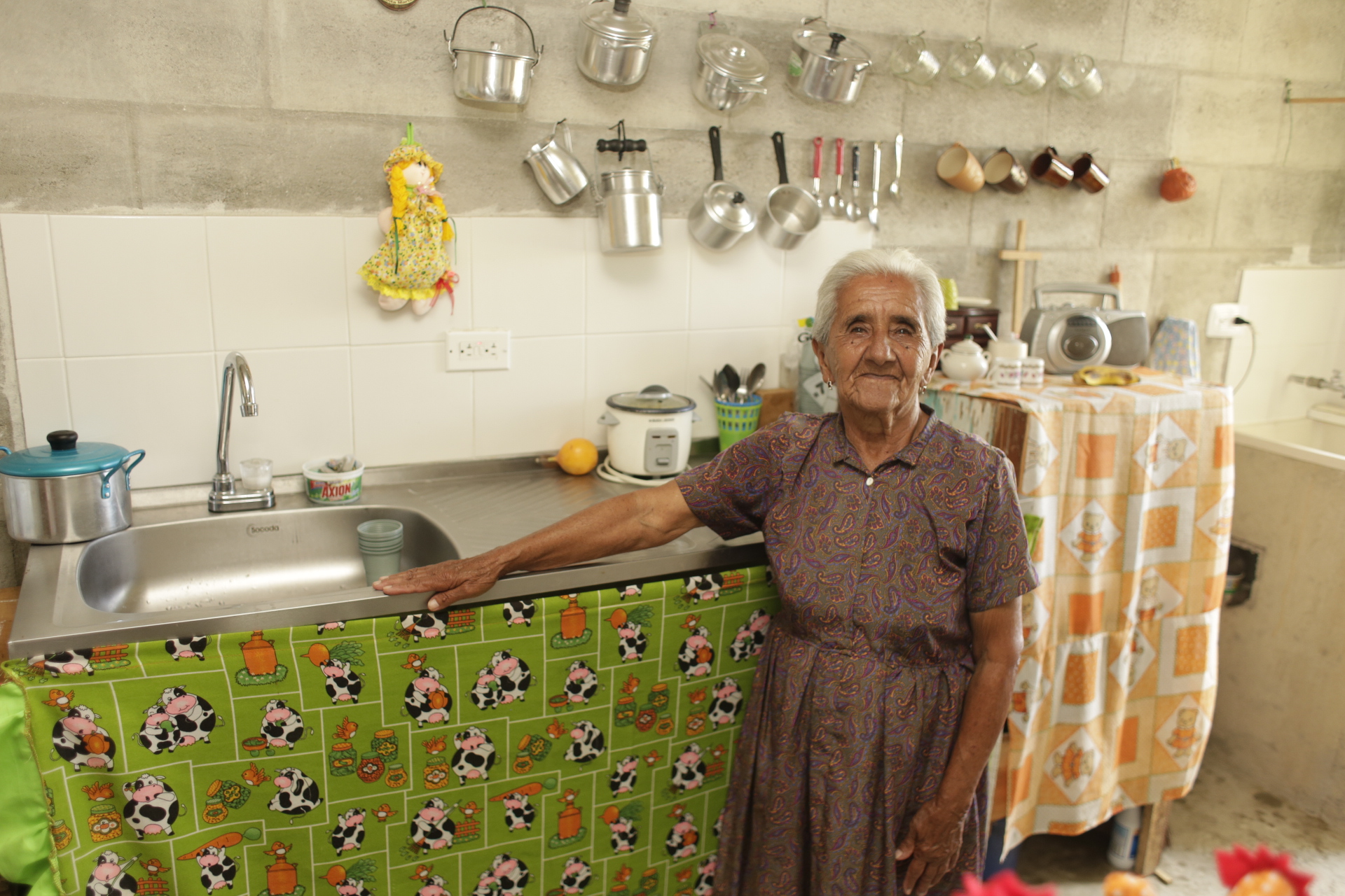 “Casa Digna, Vida Digna” un programa que benefició a 1.520 familias antioqueñas “Casa Digna, Vida Digna” un programa que benefició a 1.520 familias antioqueñas