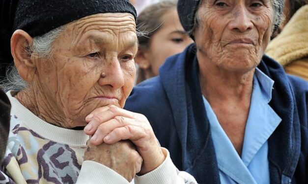 Yalí sigue beneficiando a los adultos mayores