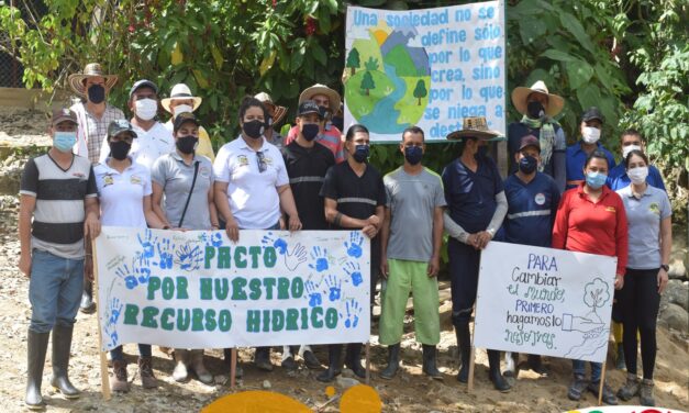 Jornada de limpieza en las fuentes hídricas de Yolombó