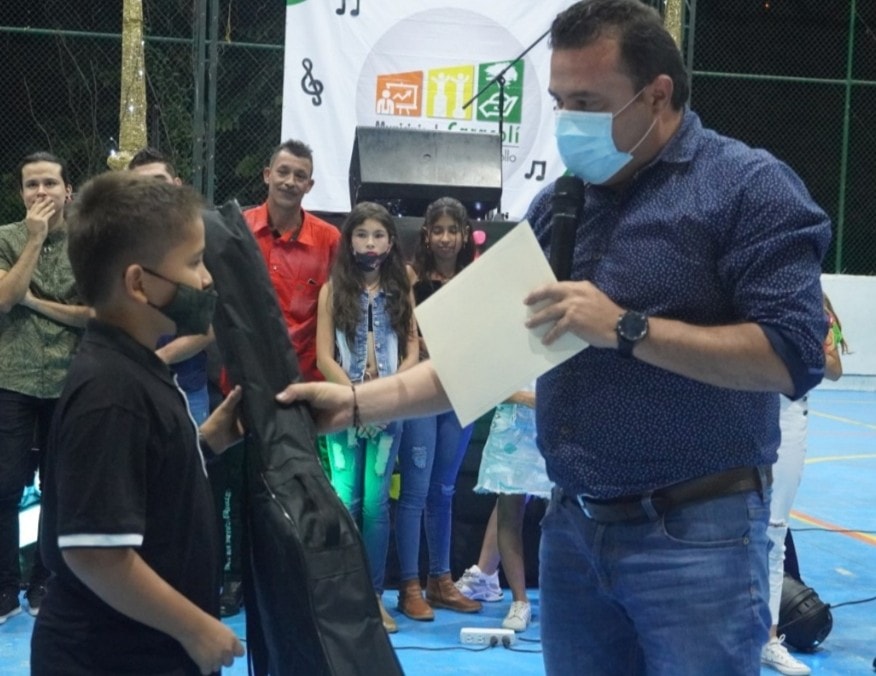 Caracolí apoya a los jóvenes con talento