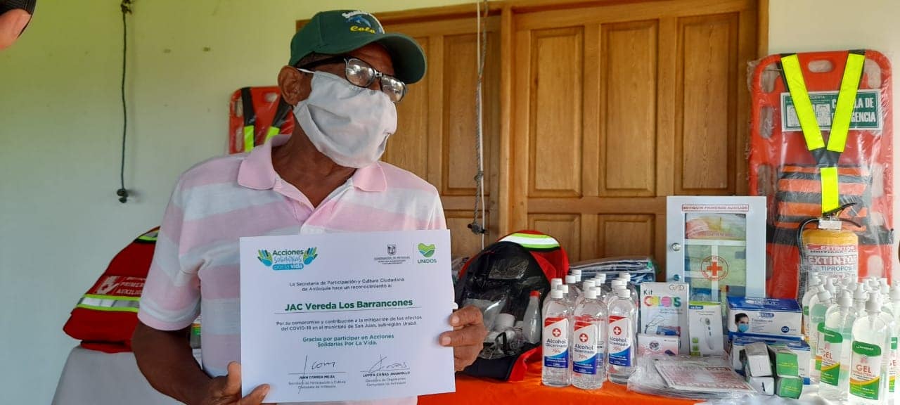 San Juan de Urabá entrega kits para las Juntas de Acción Comunal