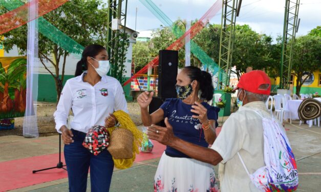 En San Pedro de Urabá se realizó un almuerzo navideño para los adultos mayores