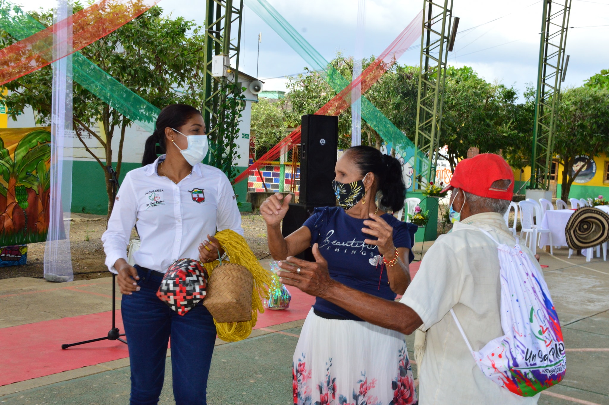 En San Pedro de Urabá se realizó un almuerzo navideño para los adultos mayores En San Pedro de Urabá se realizó un almuerzo navideño para los adultos mayores