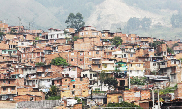 La Alcaldía de Medellín intenta prevenir desastres