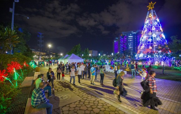 Las autoridades siguen evaluando las medidas para la navidad