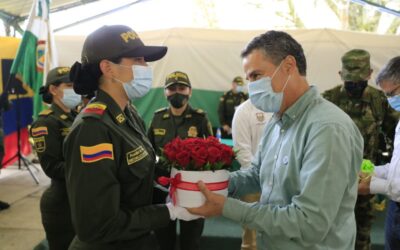 Fortalecer presencia de la mujer en la Policía y el Ejército en Antioquia