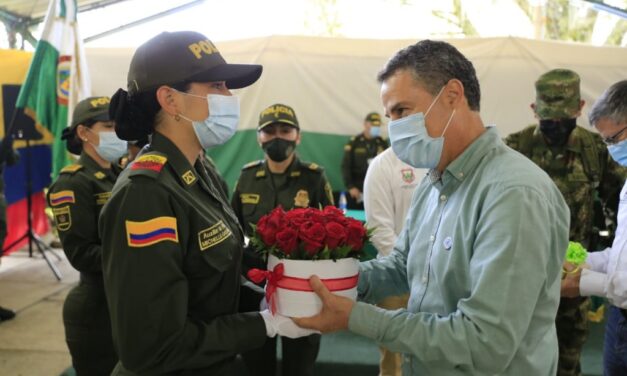 Fortalecer presencia de la mujer en la Policía y el Ejército en Antioquia