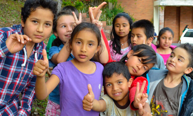 Los niños y niñas deben ser la prioridad en Medellín