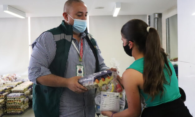 Guarne entregó suplementos alimentarios a los estudiantes