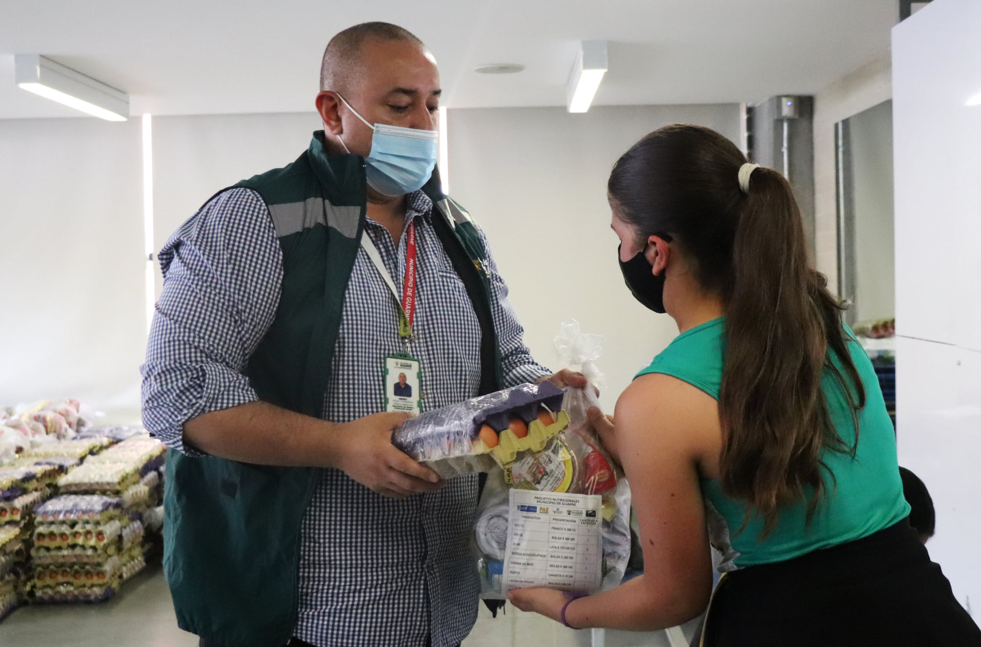 Guarne entregó suplementos alimentarios a los estudiantes