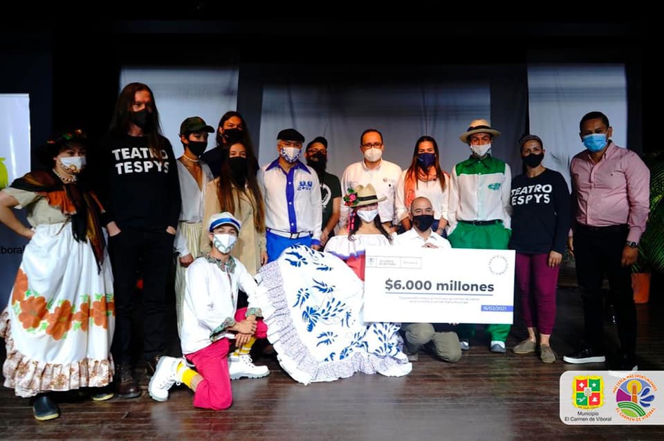 MinCultura fue el encargado de aportar este dinero para que fuera posible el teatro municipal en el municipio del Oriente. MinCultura fue el encargado de aportar este dinero para que fuera posible el teatro municipal en el municipio del Oriente.