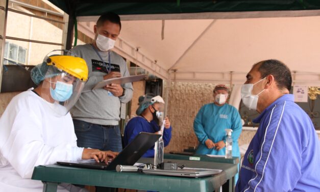 Simulacro de vacunación contra el COVID-19 en El Peñol