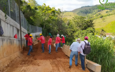 Mejoramiento de vías en Maceo