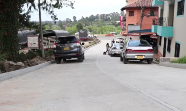 Marinilla realiza obras de mejoramiento vial