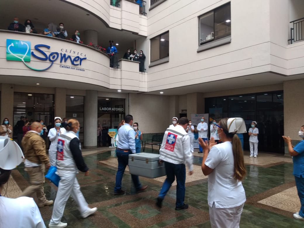 La Clínica Somer recibe de Rionegro, recibe 252 vacunas contra el COVID-19