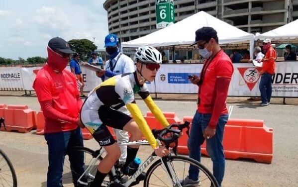 «Los Yarumos» en el Campeonato Nacional de Ciclismo Interclubes de pista y ruta