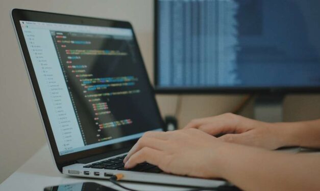 Aún están las inscripciones abiertas para que los jóvenes de formen en programación con MinTIC