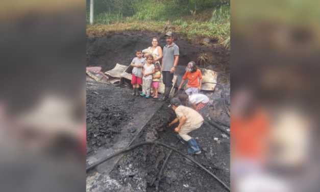 Incendio dejó sin vivienda a una familia de El Carmen de Viboral