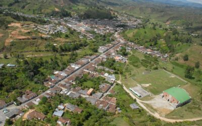 Gómez Plata 11 1.892 millones para las vías de Gómez-Plata