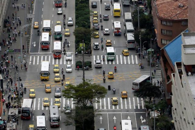 El flujo vehicular de Medellín está por debajo del 14% El flujo vehicular de Medellín está por debajo del 14%