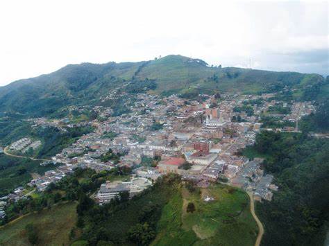 En Concordia, la comunidad recibe ayudas