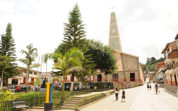 Inscríbete en los programas de Toledo, Antioquia