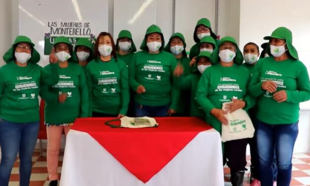 Mujeres de Montebello beneficiadas del proyecto Siembra