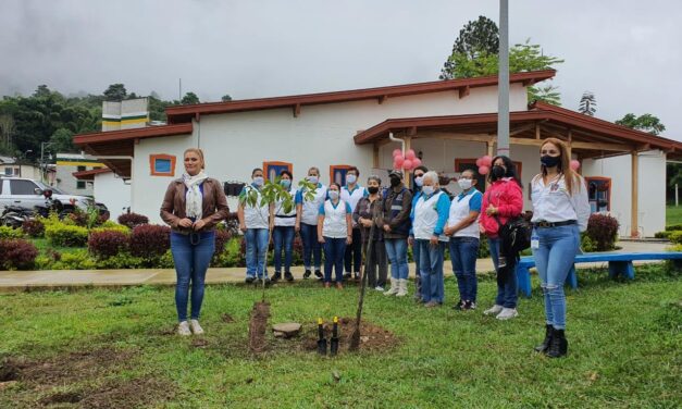 Inaugura “Mujeres que Inspiran” en Támesis
