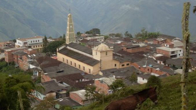 Técnicas gratuitas y descuentos universitarios en Toledo, Antioquia.