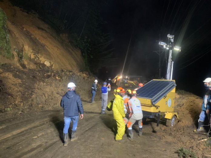 Derrumbe entre la vía El Retiro-La Ceja dejó una persona fallecida