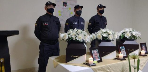Fueron entregados a sus familiares los cuerpos de tres víctimas del conflicto armado en el Oriente