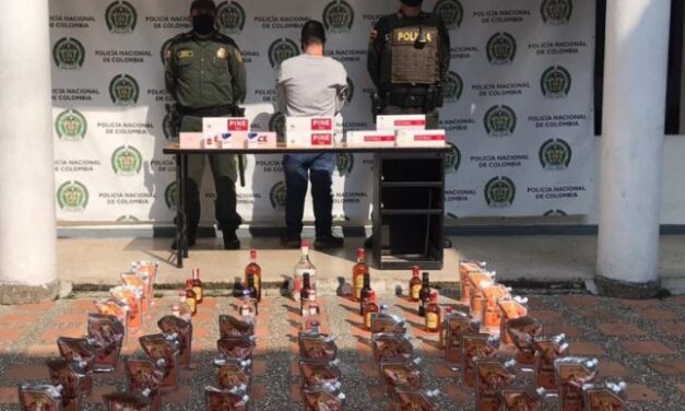 En Marinilla se realizó un operativo de control que dejó 60 unidades de licor incautadas